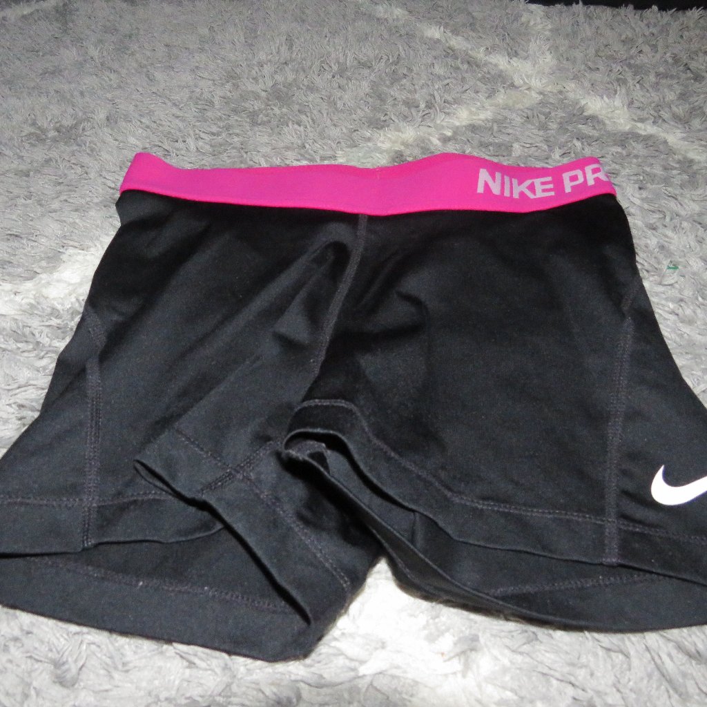 Nike Pro Black/Pink Compression Shorts Small Used
